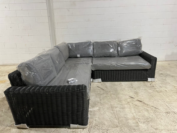 TURO 8X8 SECTIONAL SET -1212-103