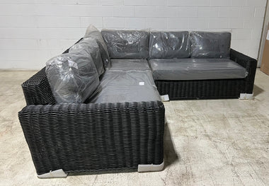 TURO 8X8 SECTIONAL SET - 1218-104